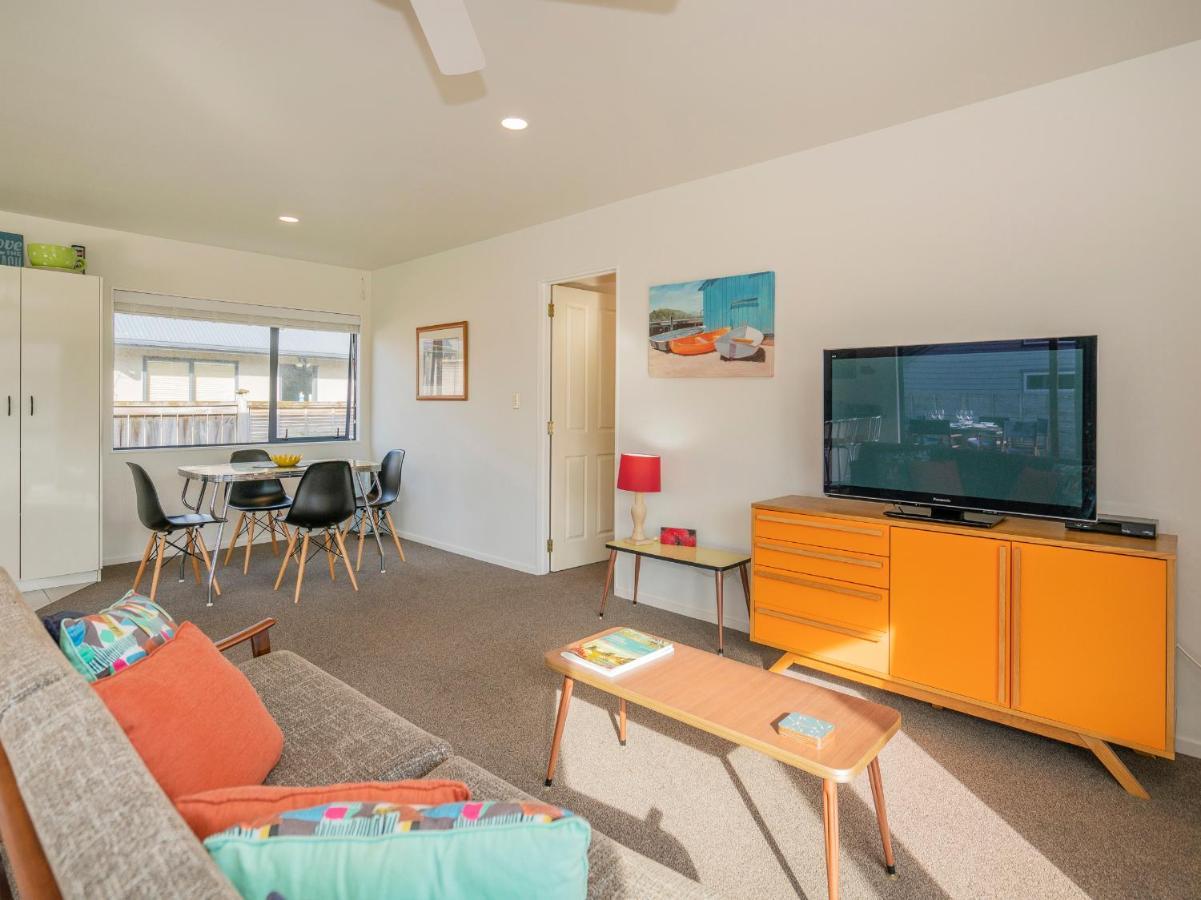Sunlight Bach - Whitianga Holiday Home ภายนอก รูปภาพ